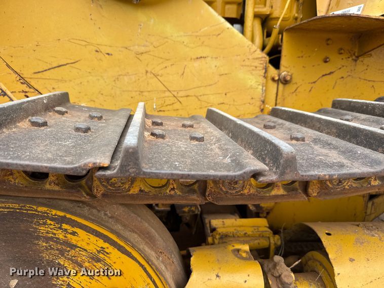 image for item EM8355 1964 Caterpillar D4D dozer