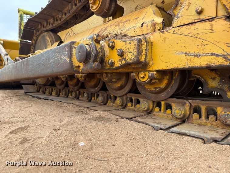 image for item EM8355 1964 Caterpillar D4D dozer