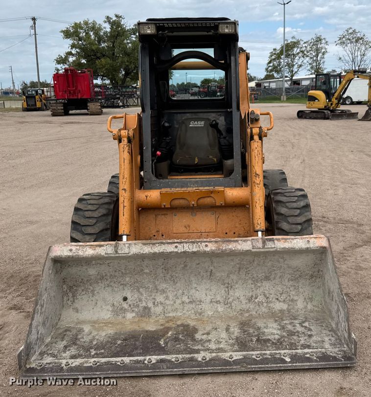 image for item EM8384 2008 Case 445 skid steer loader