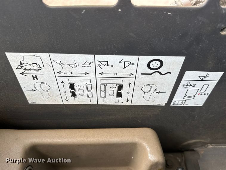 image for item EM8384 2008 Case 445 skid steer loader