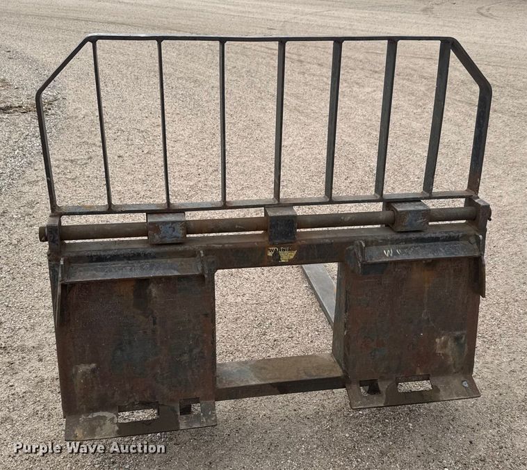 image for item EM8384 2008 Case 445 skid steer loader