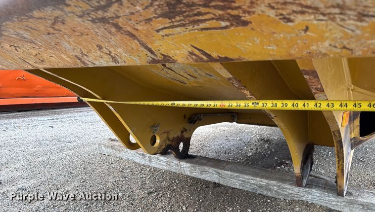 image for item EM8385 Caterpillar 740GC haul truck bed