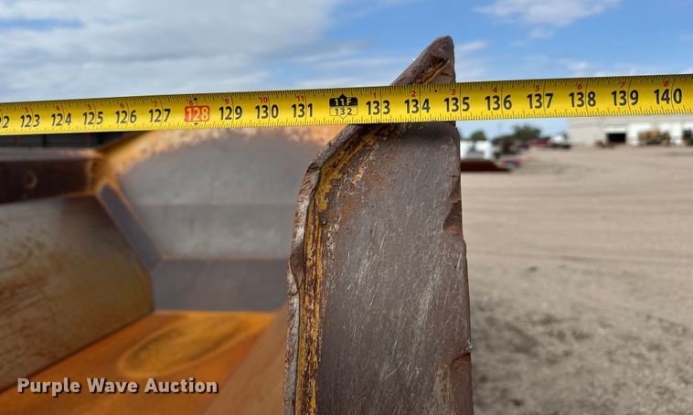 image for item EM8385 Caterpillar 740GC haul truck bed