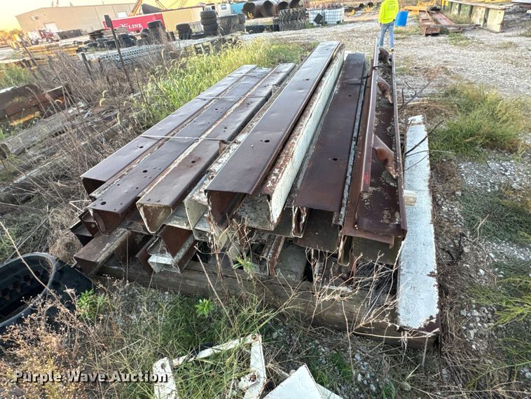 image for item EN0501 Approximately 60 concrete forms