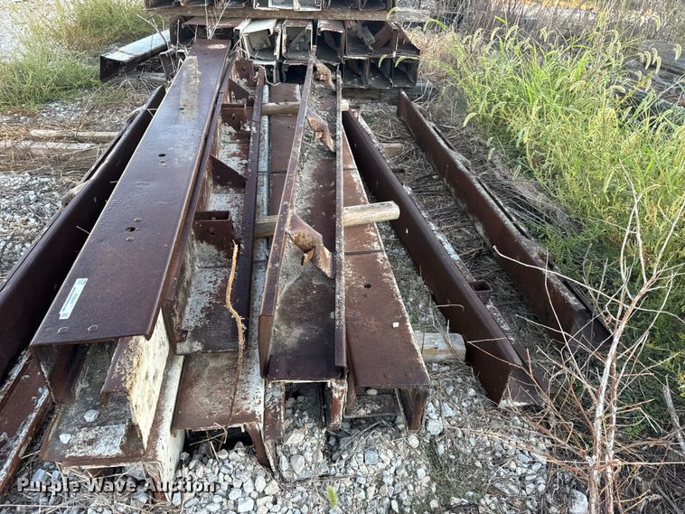 image for item EN0501 Approximately 60 concrete forms