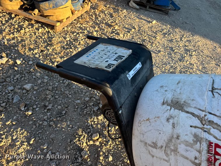 image for item EN0503 (2) concrete mixers