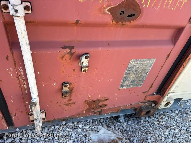 image for item EN0509 Shipping container 