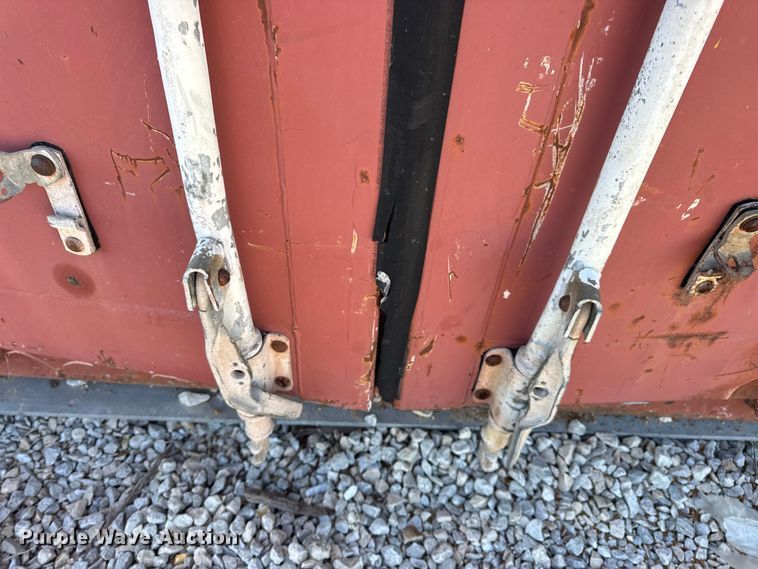 image for item EN0509 Shipping container 