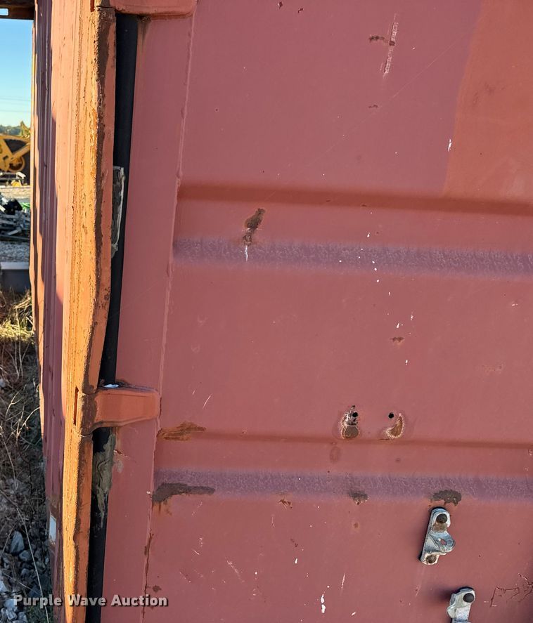 image for item EN0509 Shipping container 