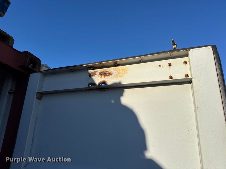 image for item EN0509 Shipping container 