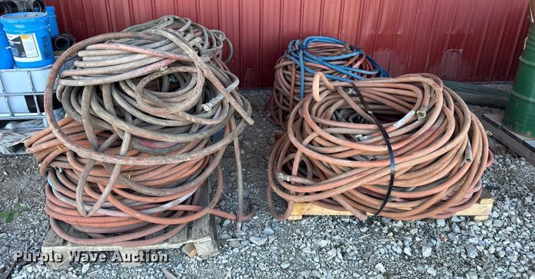 image for item EN0511 (4) pallets of air hoses