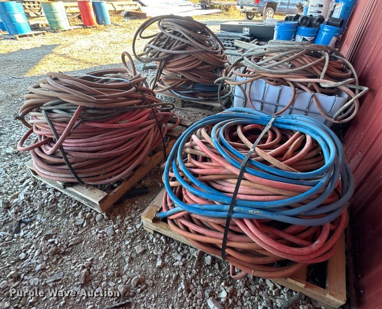 image for item EN0511 (4) pallets of air hoses