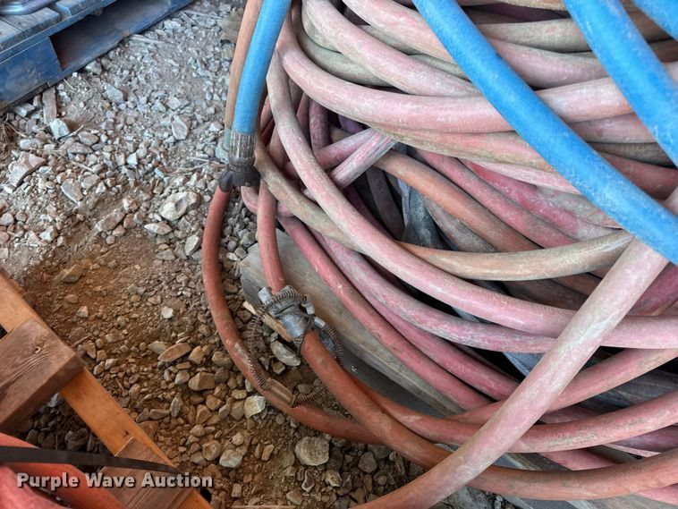 image for item EN0511 (4) pallets of air hoses