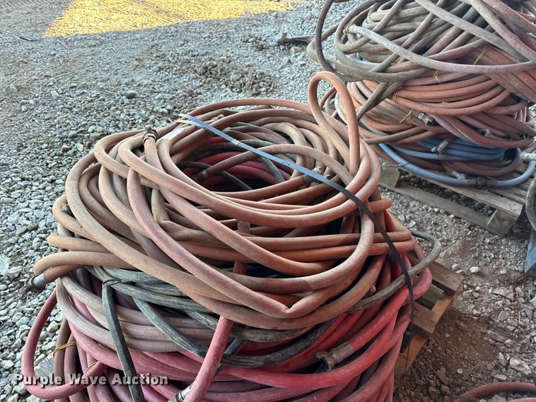 image for item EN0511 (4) pallets of air hoses