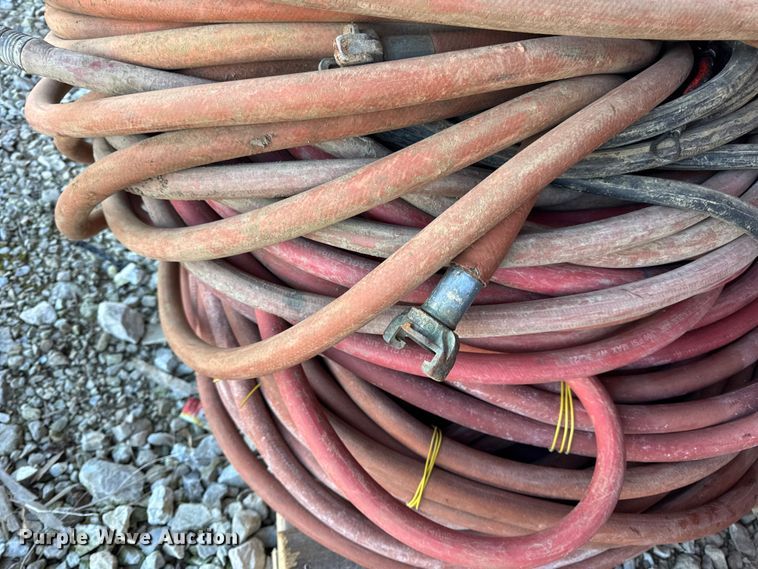 image for item EN0511 (4) pallets of air hoses