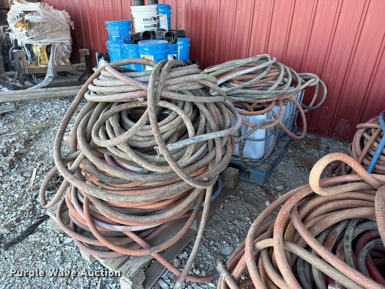 image for item EN0511 (4) pallets of air hoses