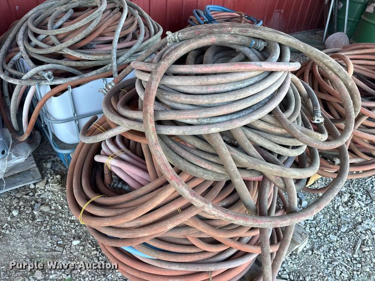 image for item EN0511 (4) pallets of air hoses