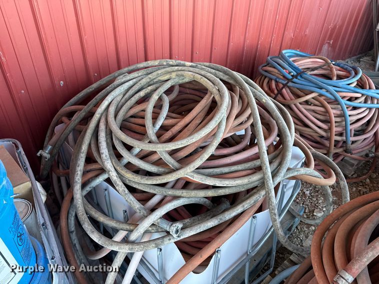 image for item EN0511 (4) pallets of air hoses