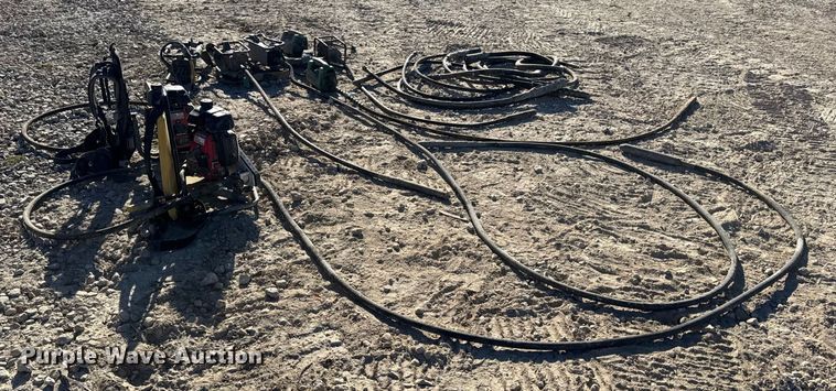 image for item EN0513 Concrete vibrators