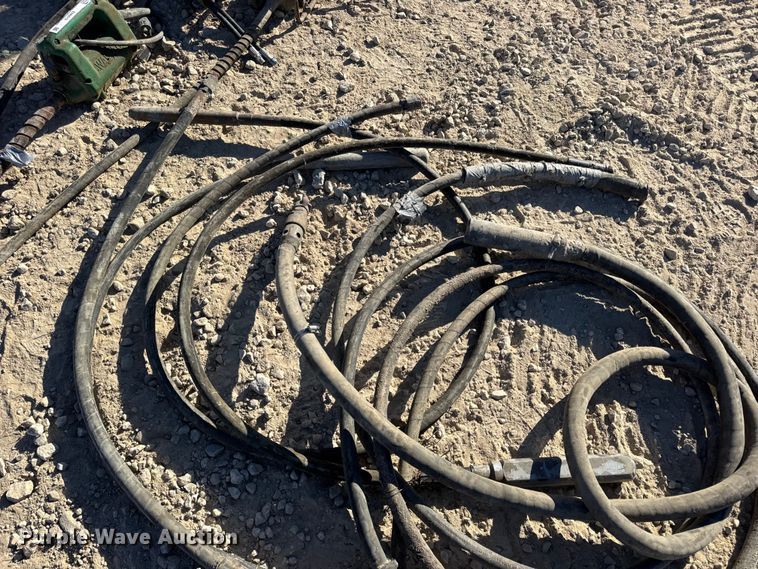 image for item EN0513 Concrete vibrators