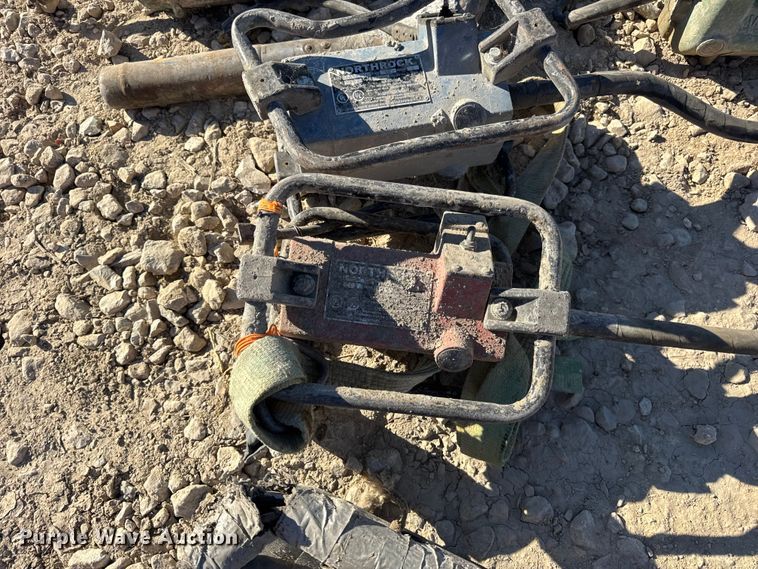 image for item EN0513 Concrete vibrators