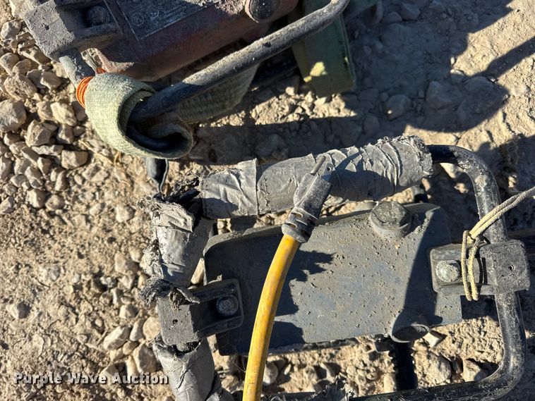 image for item EN0513 Concrete vibrators