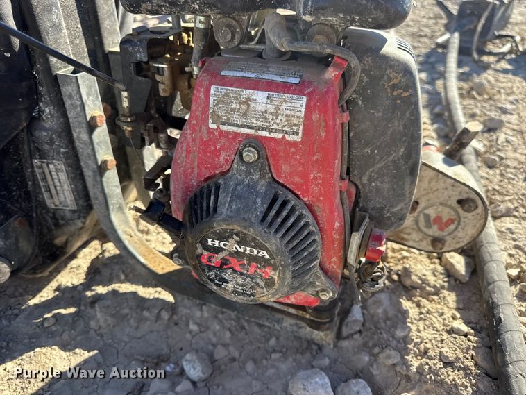 image for item EN0513 Concrete vibrators