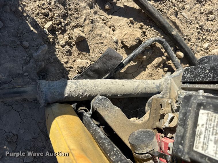 image for item EN0513 Concrete vibrators