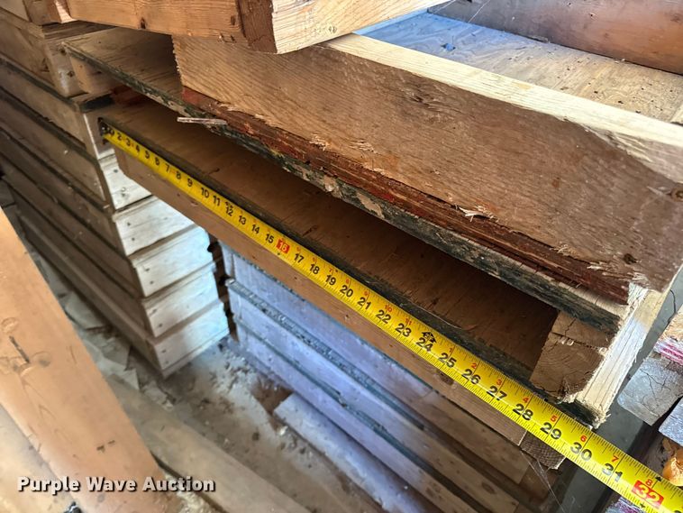 image for item EN0516 Approximately 170 concrete forms