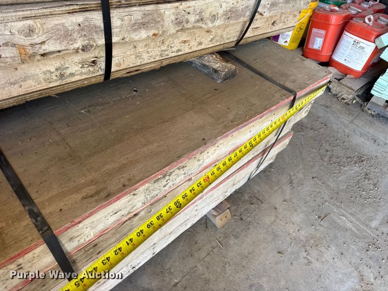 image for item EN0516 Approximately 170 concrete forms