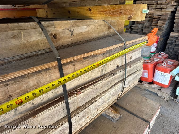 image for item EN0516 Approximately 170 concrete forms