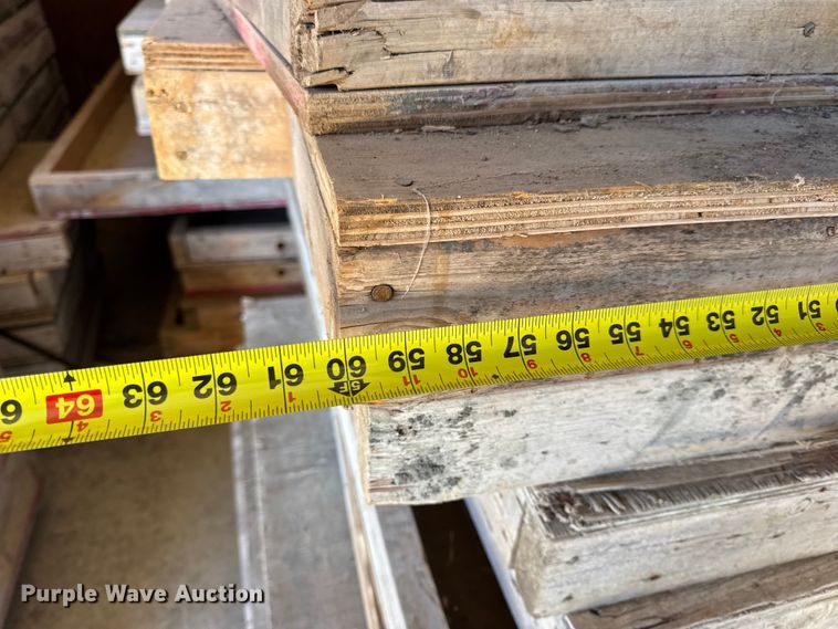 image for item EN0516 Approximately 170 concrete forms