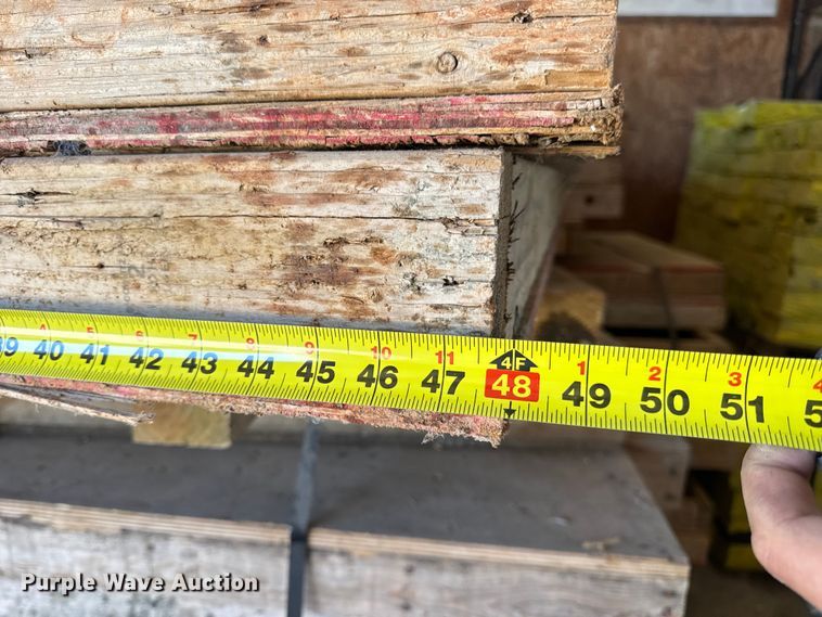 image for item EN0516 Approximately 170 concrete forms