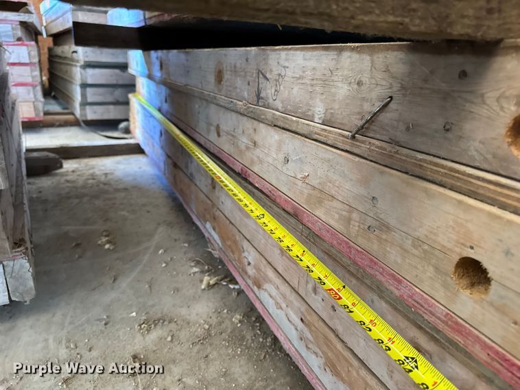 image for item EN0516 Approximately 170 concrete forms