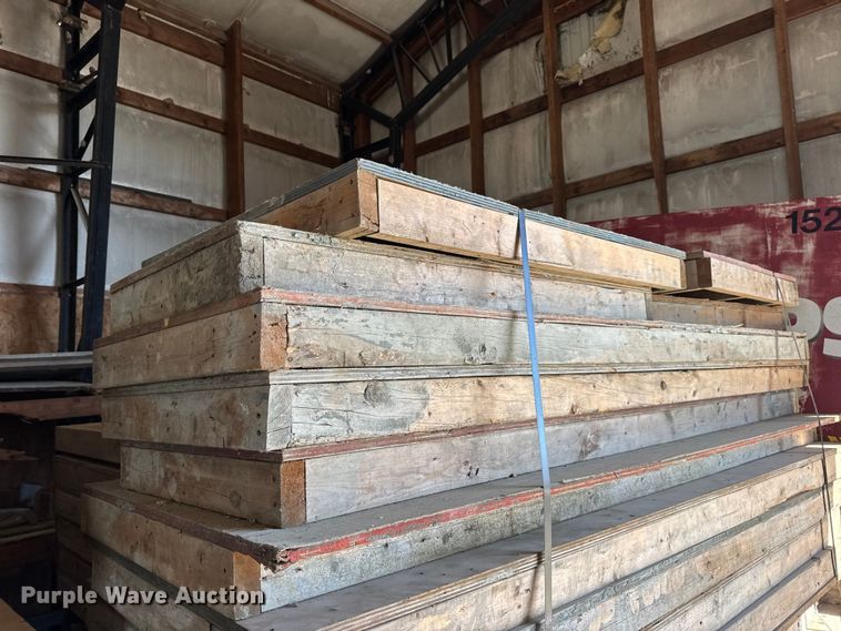 image for item EN0516 Approximately 170 concrete forms