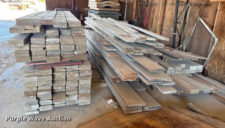 image for item EN0518 Approximately 360 pieces of lumber
