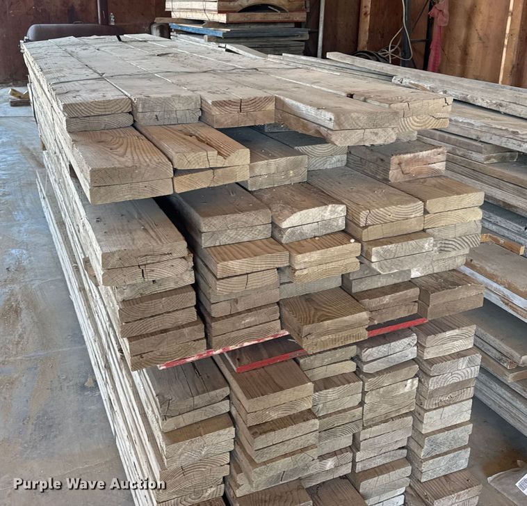 image for item EN0518 Approximately 360 pieces of lumber