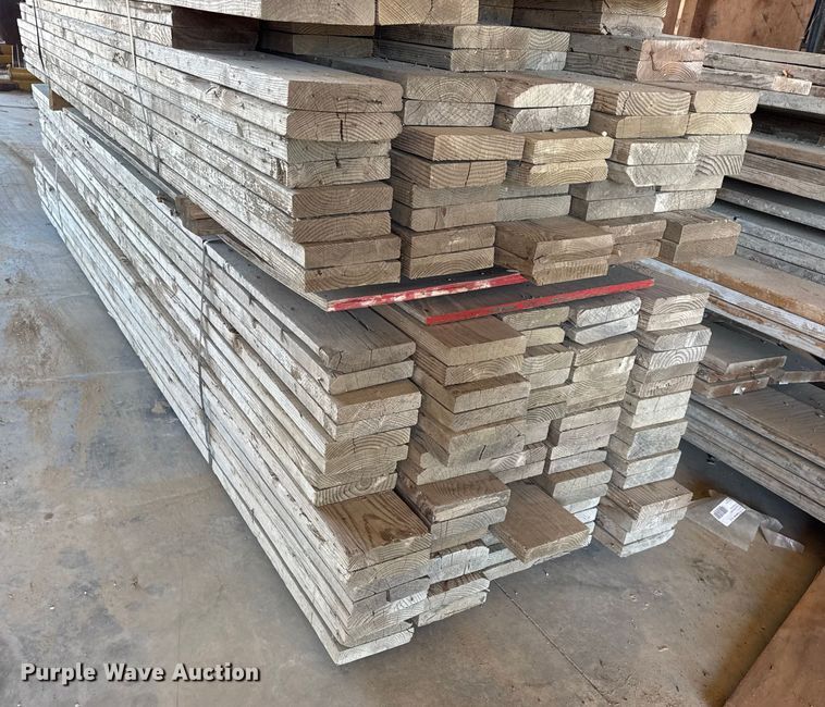 image for item EN0518 Approximately 360 pieces of lumber