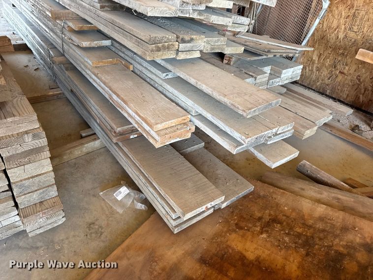 image for item EN0518 Approximately 360 pieces of lumber