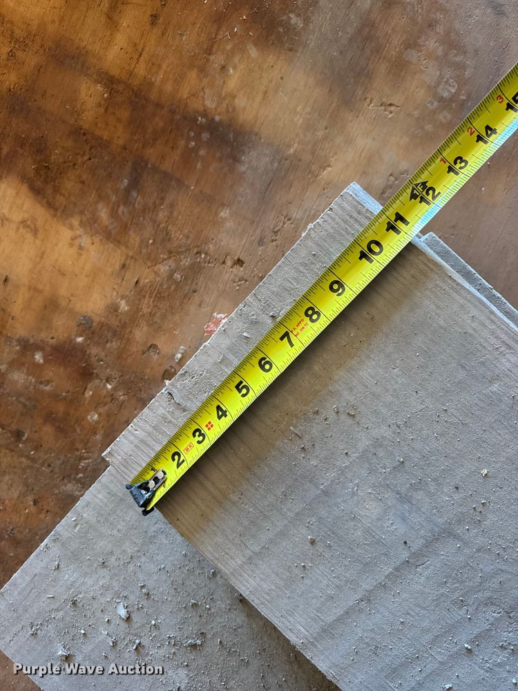 image for item EN0518 Approximately 360 pieces of lumber