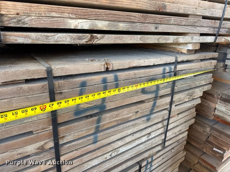 image for item EN0519 Approximately 1,900 pieces of lumber