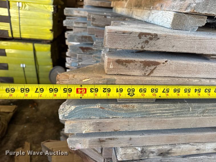 image for item EN0519 Approximately 1,900 pieces of lumber