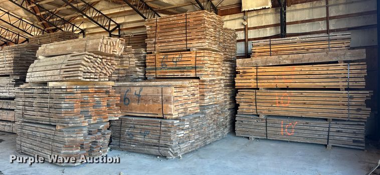 image for item EN0520 Approximately 2,400 pieces of lumber
