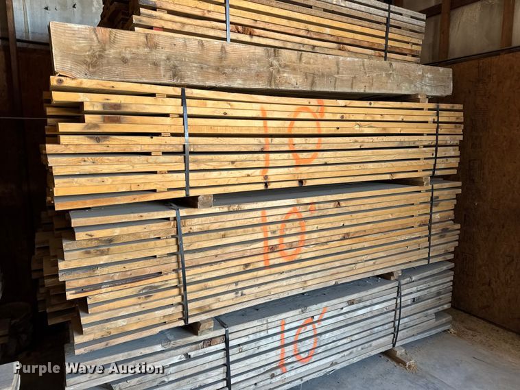 image for item EN0520 Approximately 2,400 pieces of lumber