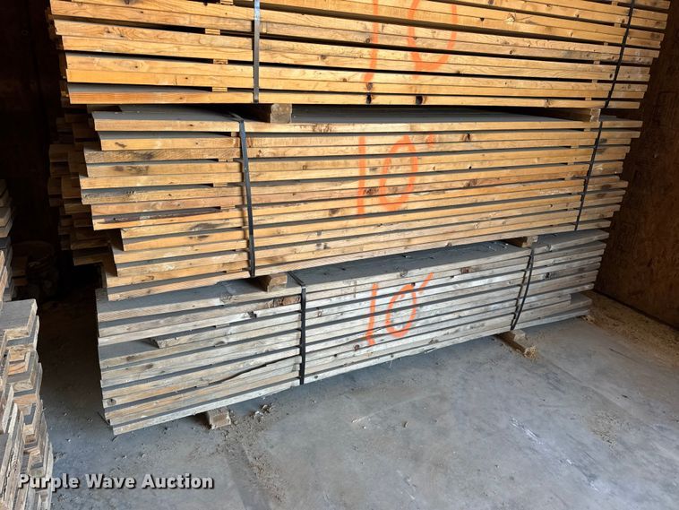 image for item EN0520 Approximately 2,400 pieces of lumber