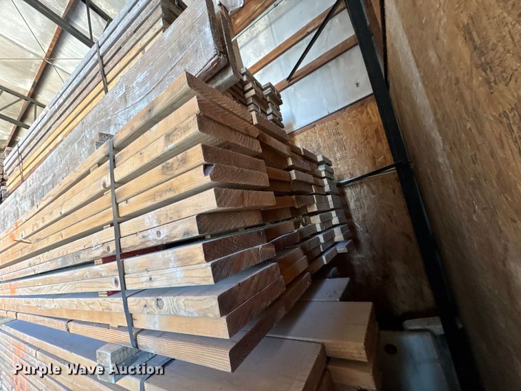 image for item EN0520 Approximately 2,400 pieces of lumber