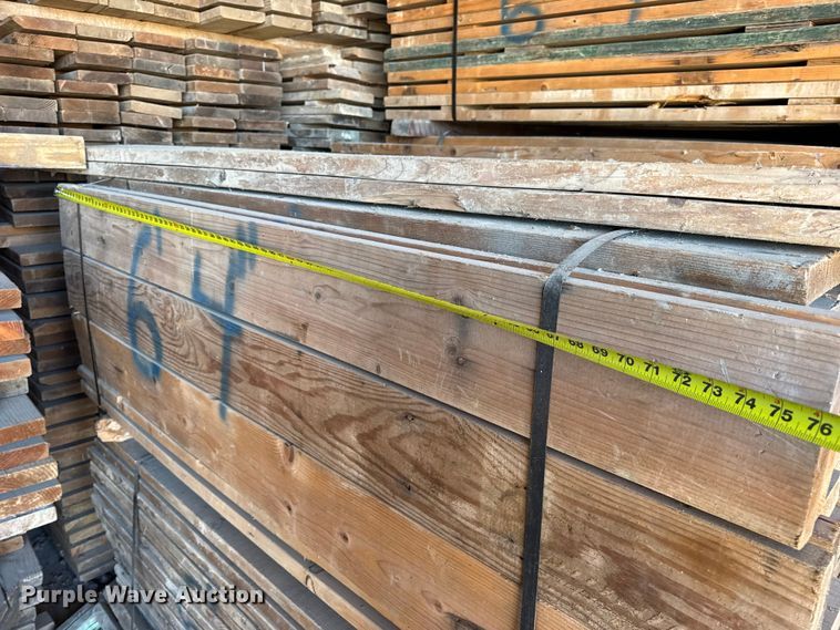 image for item EN0520 Approximately 2,400 pieces of lumber