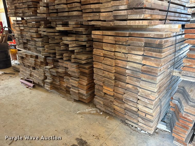 image for item EN0520 Approximately 2,400 pieces of lumber