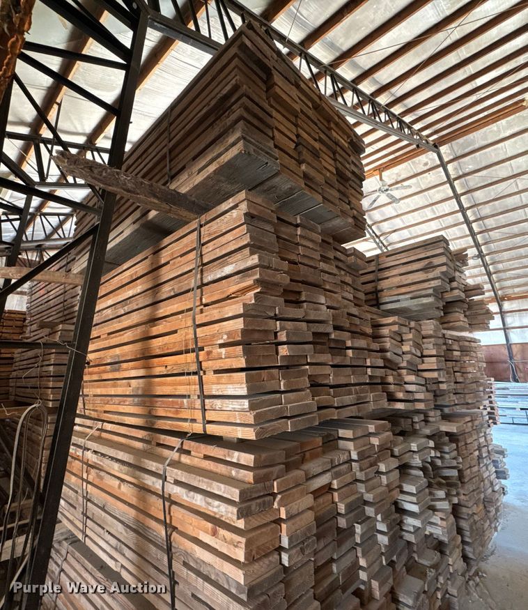 image for item EN0520 Approximately 2,400 pieces of lumber