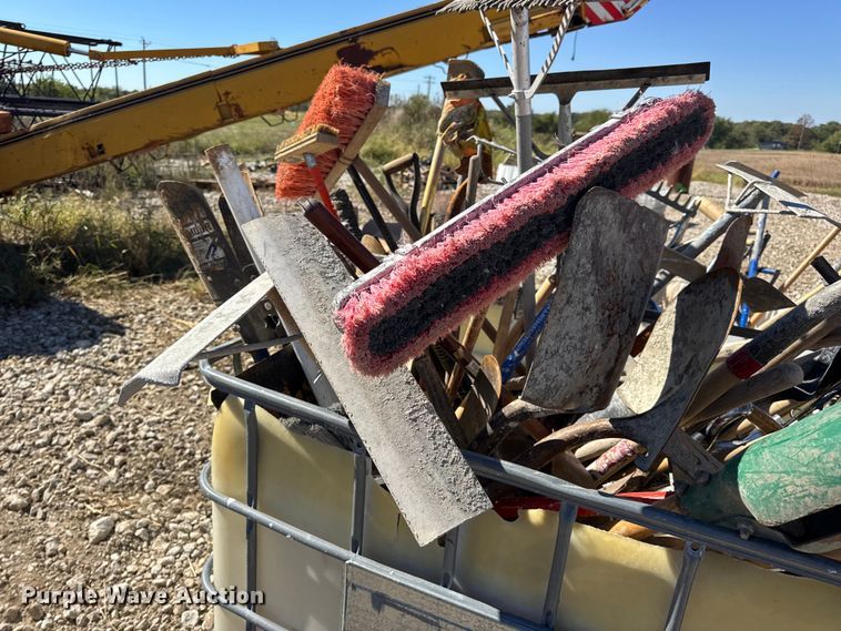 image for item EN0525 Tools